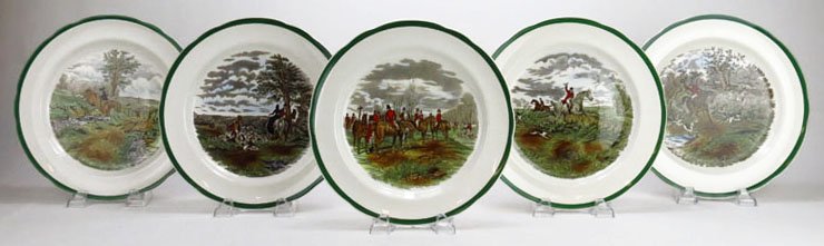 COPELAND SPODE 5 CHARGERS OF THE HUNT: COPELAND SPODE 5 CHARGERS OF THE HUNT painted over transfer 10" in diameter one plate is titled "Going to Hallo", "The last Draw", "Drawing the Dingle", "The Kill", "The Meat" all in excellent conditi