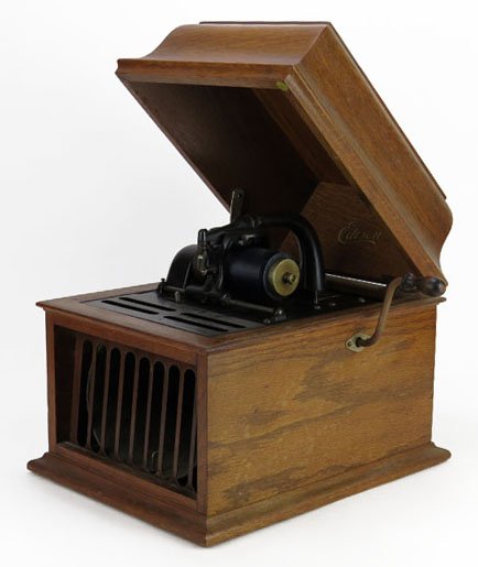 Rare Edison Hand Cranked Cylinder Player Model No. 30: Rare Edison Hand Cranked Cylinder Player Model No. 30 In Very Good Condition. Estimate $400-$600