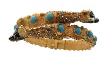 Unusaul Vintage Hattie Carnegie Bangle with Horse Heads: Unusaul Vintage Hattie Carnegie Bangle with Horse Heads and Rhinestones Estimate $50-$100 Shipping $28.00