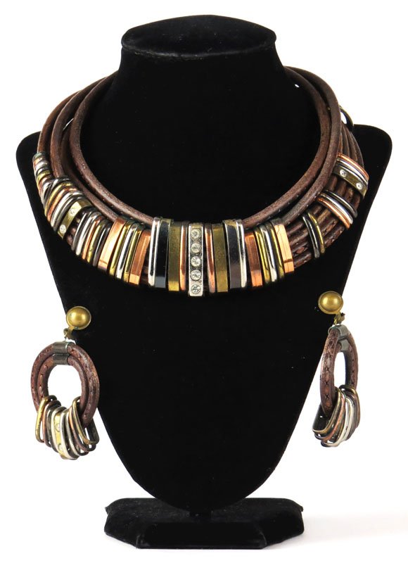 Italian Mixed Metal and Leather Choker Costume Jewelry: Italian Mixed Metal and Leather Choker Costume Jewelry together with Matching Earrings. Signed. Shipping $20.00