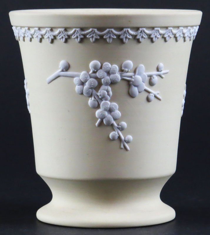 Yellow Wedgwood Jasperware Jar. Signed. Good Condition.: Yellow Wedgwood Jasperware Jar. Signed. Good Condition. Measures 4 Inches Tall and 3-1/2 Inches Diameter. Shipping $20.00