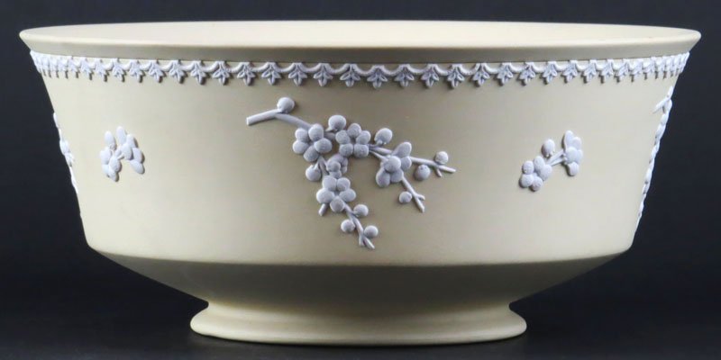 Yellow Wedgwood Jasperware Bowl. Signed. Good: Yellow Wedgwood Jasperware Bowl. Signed. Good Condition. Measures 3-1/2 Inches Tall and 8-1/8 Inches Diameter. Shipping $38.00