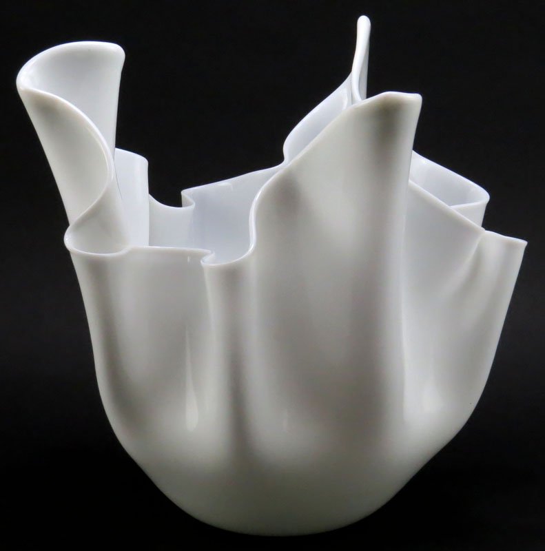 Large Mid Century Handkerchief Style Art Glass Bowl: Large Mid Century Handkerchief Style Art Glass Bowl Most Probably Murano. Unsigned. Good Condition. Measures 10-1/2 Inches Tall and 12 Inches Wide. Shipping $55.00
