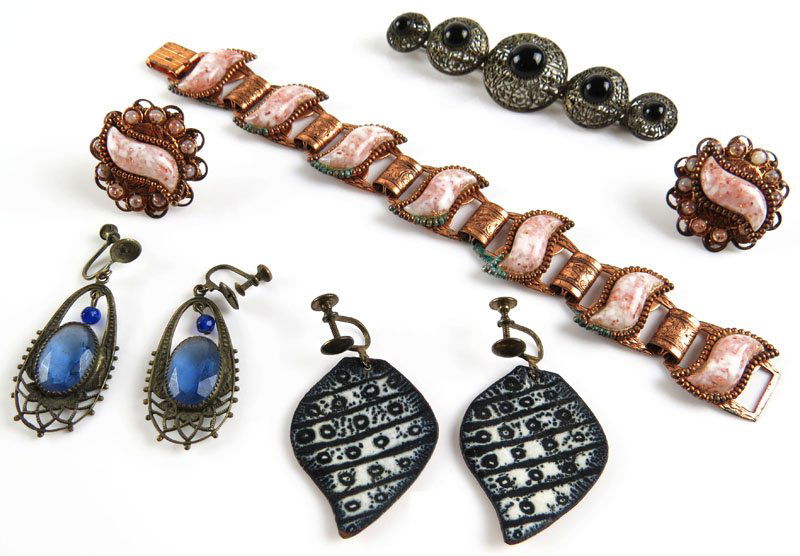 Czech Art Deco Bar Style Pin with Blue Cabochon Glass: Czech Art Deco Bar Style Pin with Blue Cabochon Glass Insets together with Art Deco Drop Screwback Earrings and a Suite of Art Deco Style Copper Earrings and Matching Bracelet and a Pair of Copper and