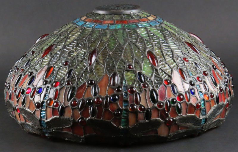 Dale Tiffany Limited Edition Art Glass Lamp Shade. One