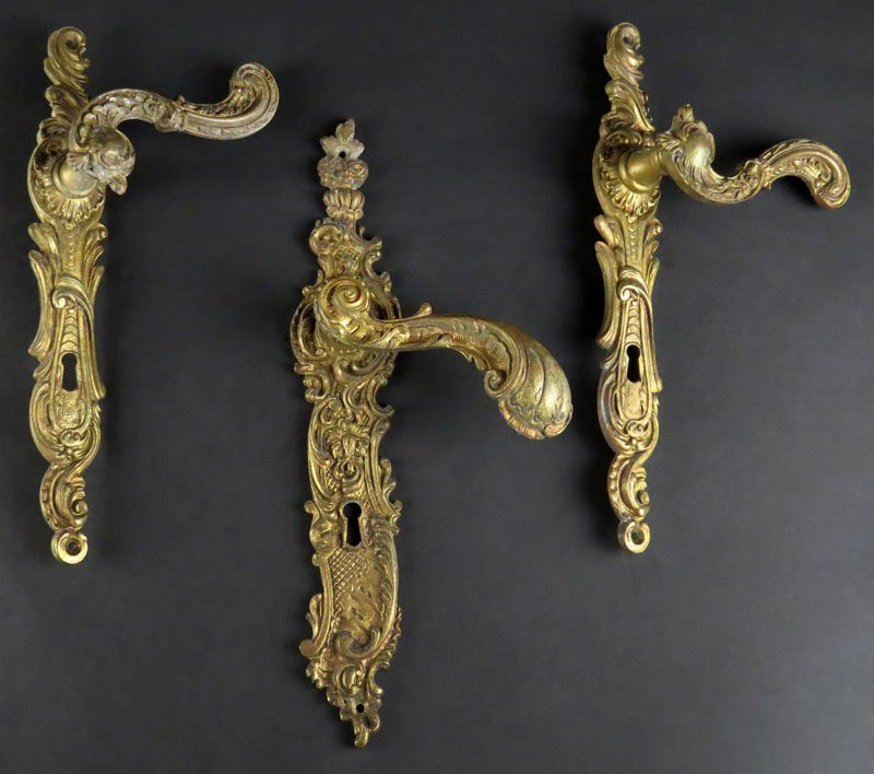 Pair of Antique Door Knobs with Handles together with: Pair of Antique Door Knobs with Handles together with Similar but Larger Door Knob with Handle. Unsigned. Good Condition. Larger Measures about 12 Inches. Shipping $32.00