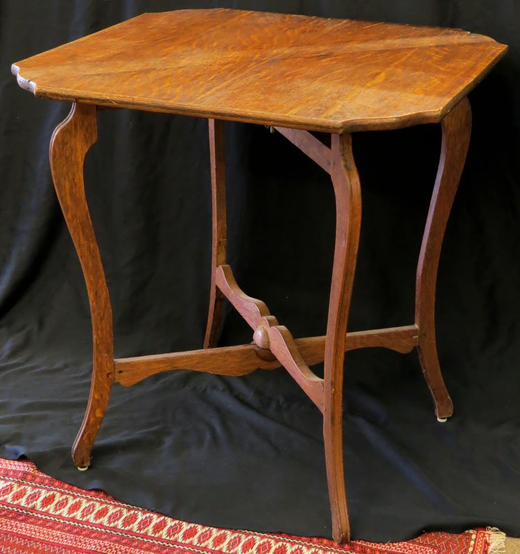 Antique Folding Oak Side Table. Needs Re-enforcement: Antique Folding Oak Side Table. Needs Re-enforcement Otherwise In Good Condition. Measures 28 Inches Tall by 27 1/2 Inches In Diameter. We Will Not Ship This Item.