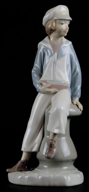Lladro Spain Porcelain Figure Sailor Boy With Yacht. (1 of 1)