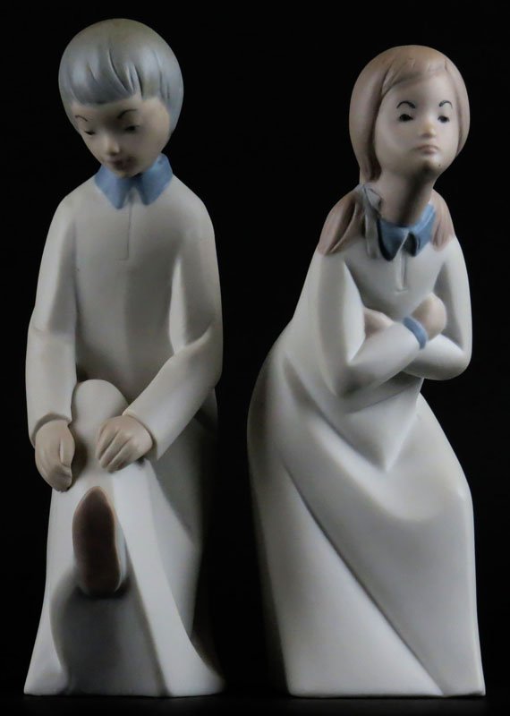 Nao Spain Porcelain Figure Boy Putting On Shoe together (1 of 1)