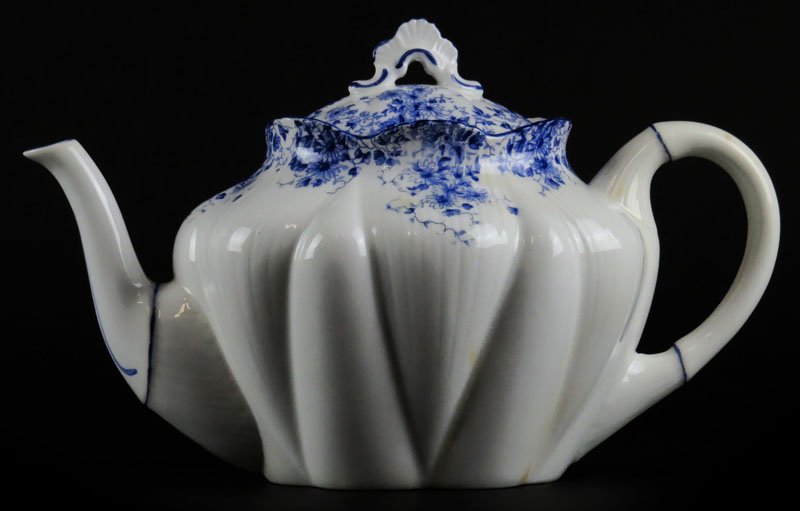 Shelley England Porcelain Tea Pot in the "Dainty Blue" (1 of 1)