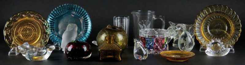 Box Lot Of Misc Glass Items. Please Examine This Lot (1 of 1)