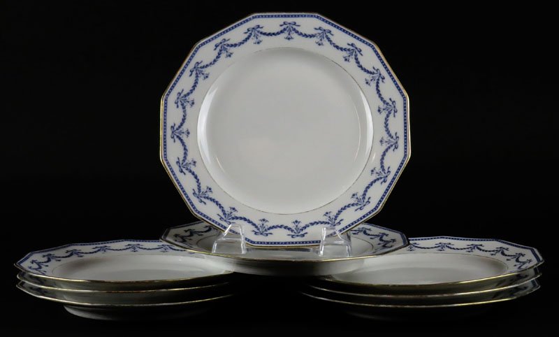 Set of Eight (8) Limoges Salad Plates With Gold Trim. (1 of 1)