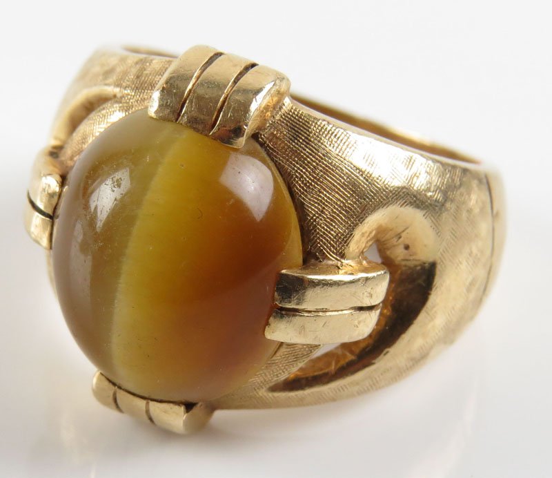 Men's 14 Karat Yellow Gold and Cats Eye Ring, Size 8. (1 of 1)