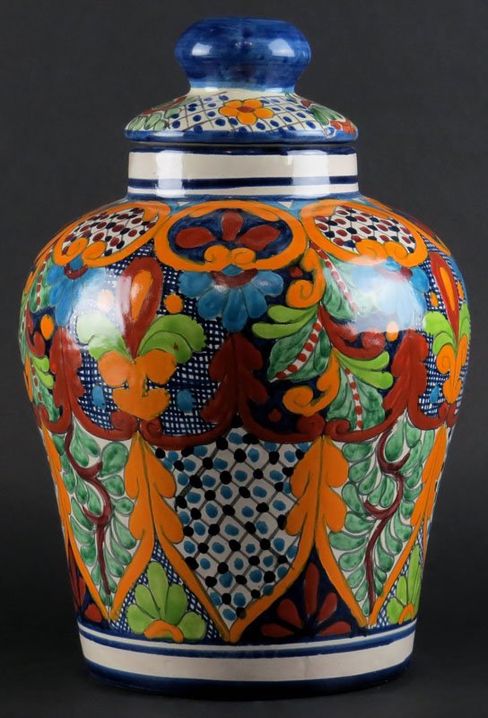 Talavera Pottery Venegas Mexico Vase with Cover. (1 of 1)