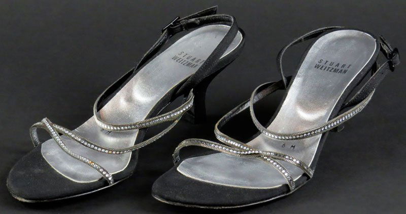 Pair of Stuart Weitzman Spain Ladies Shoes Size 6M.: Pair of Stuart Weitzman Spain Ladies Shoes Size 6M. Very Used Condition. Shipping $20.00