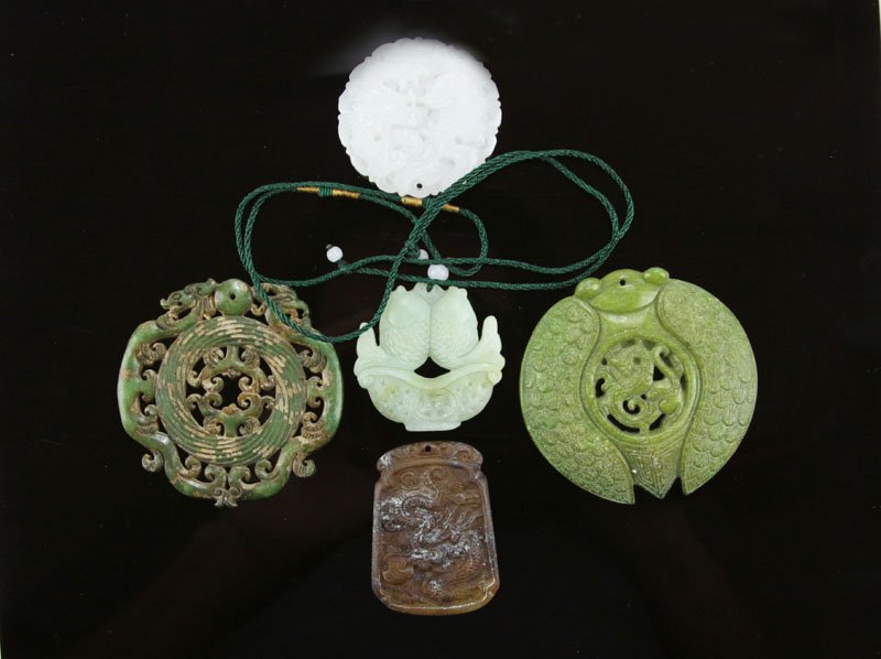 Lot of Five (5) Chinese Hardstone Discs Emulating Jade. (1 of 1)