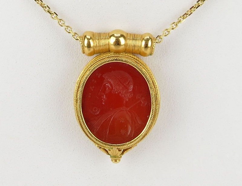 Vintage or Older 18 Karat Yellow Gold and Intaglio: Vintage or Older 18 Karat Yellow Gold and Intaglio Carnelian Pendant with Associated 14 Karat Yellow Gold Chain. Chain Signed 585. Slight Dent Behind Pendant Crossbar or else Good Condition. Gross Wei