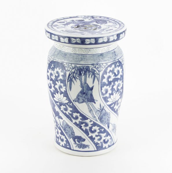 Chinese Blue and White Garden Seat. Unsigned.: Chinese Blue and White Garden Seat. Unsigned. Good Condition. Measures 14-1/2 Inches Tall. Shipping $70.00