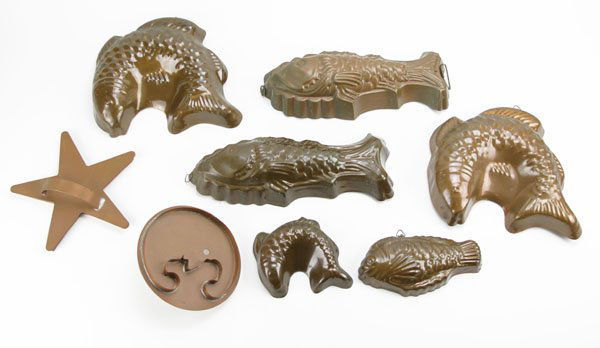 Box Lot of Assorted Copper Molds. Dirty, Some Wear or (1 of 1)