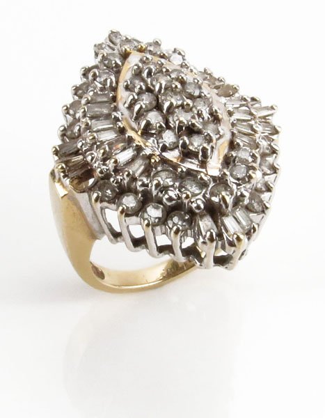 Lady's Vintage Diamond and 14 Karat Yellow Gold Ring. (1 of 1)