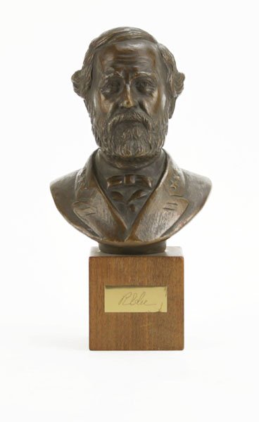 Vintage Bronze Colorred Plaster Bust of General Robert: Vintage Bronze Colored Plaster Bust of General Robert E. Lee by V.M. Pollak. Minor Scratches or else Good Condition. Measures 9" H. base 2 1/2" h by 2 1/2" W. Shipping $20.00