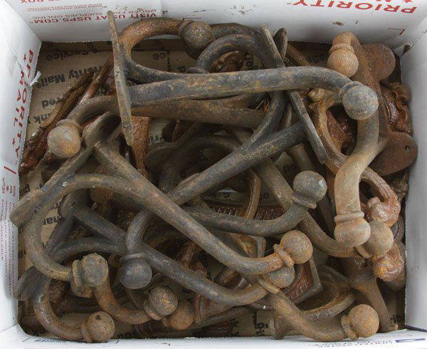 Box Lot of Assorted Vintage Cast-Iron Wall Hanging Hat (1 of 1)