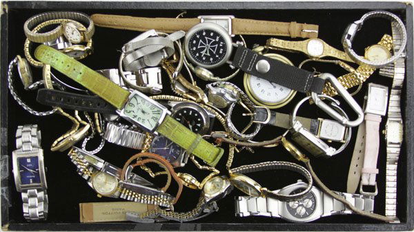 Lot of Assorted Vintage Watches. Some Needs Batteries. (1 of 1)