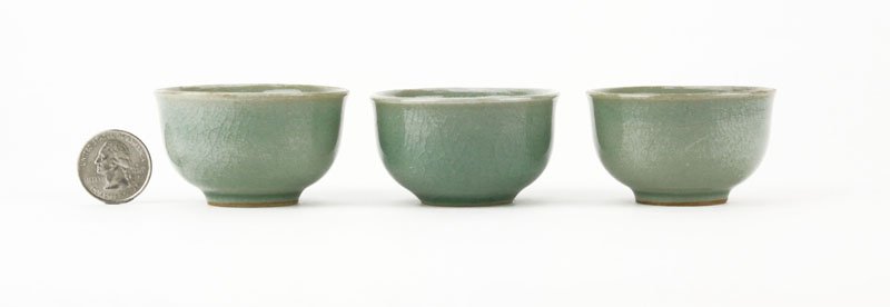 Lot of 3 20th C Korean Celadon Tea Cups. Crackle glaze (1 of 1)