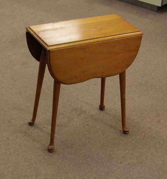 Antique Hannah Queen Anne Style Drop Leaf Table. Wear (1 of 1)