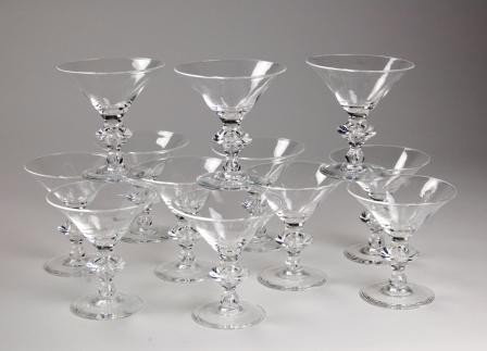 12 Steuben Crystal Teardrop Cocktail Glasses: 12 Steuben Crystal Teardrop Cocktail Glasses. 4-3/4".