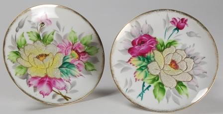 Pr Nippon CORALENE Plates Watkins Glen NY: Pair of unsigned Coralene and paint decorated plates sold as souvenir from Watkins Glen NY. 7-1/4"W.