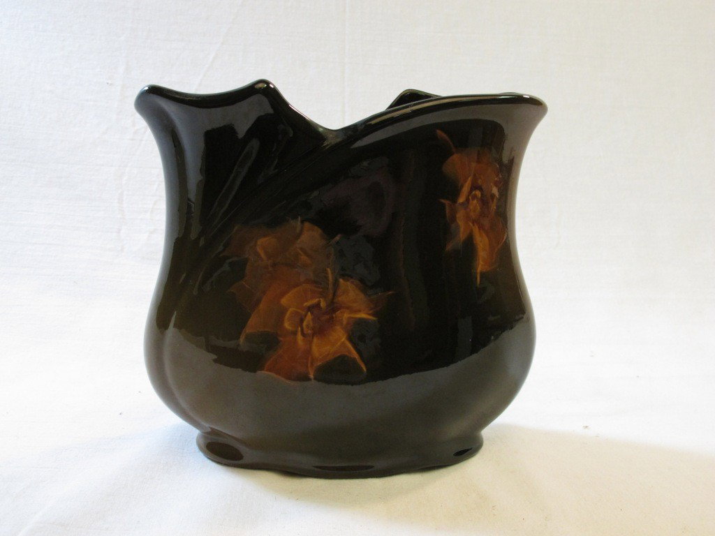 Roseville Rozane Signed Mae Timberlake Pillow Vase: 6 1/4" x 6 1/2" x 2 1/4". Roseville Rozane Mae Timberlake pillow vase.