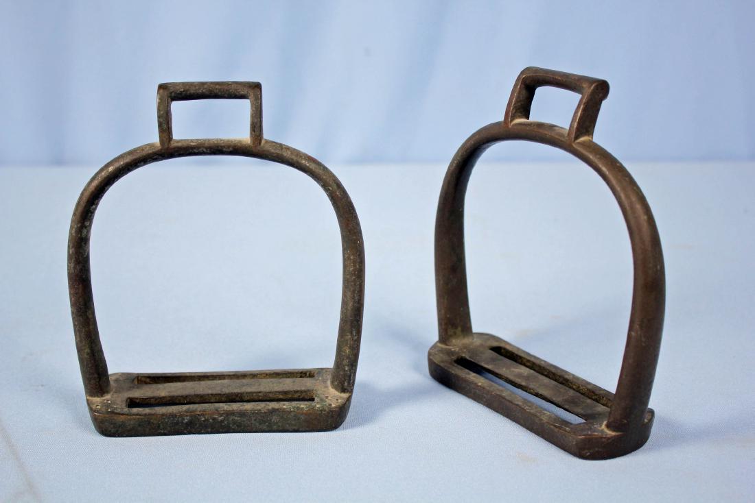 Pair of Model 1833 Dragoon Brass Stirrups (1 of 4)