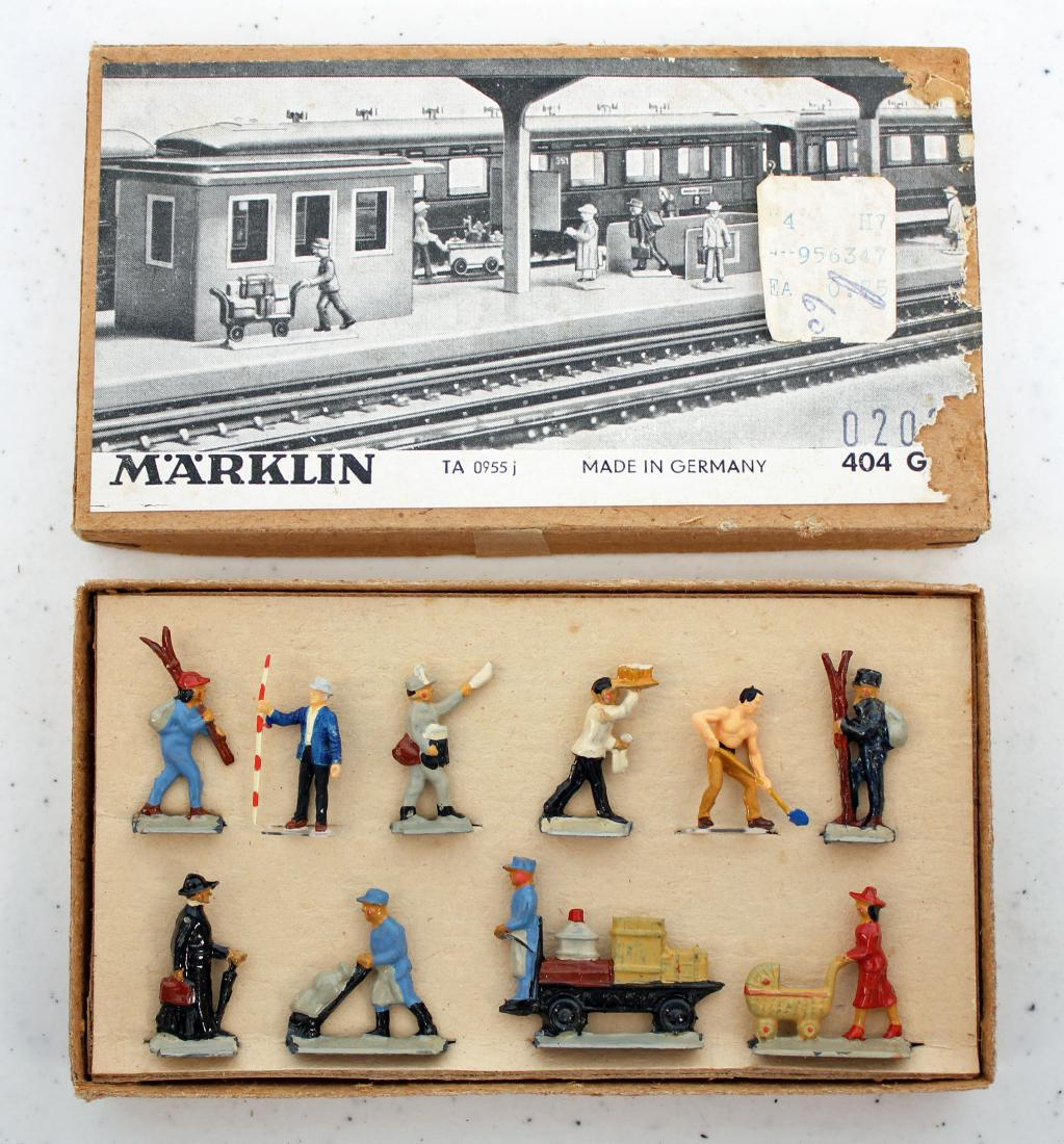 21 Marklin MMM HO Metal/lead Figures (1 of 3)