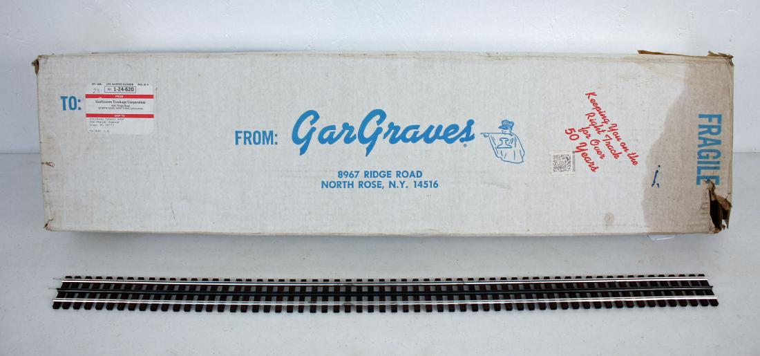 39 GarGraves O 38" Track with Wooden Cross Ties (1 of 4)