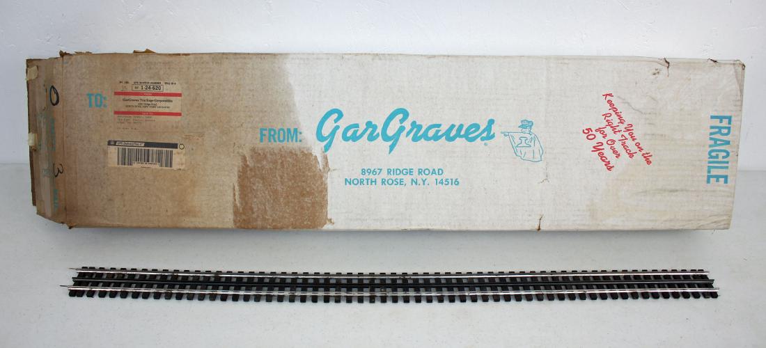 34 GarGraves O 38" Track with Wooden Cross Ties (1 of 4)