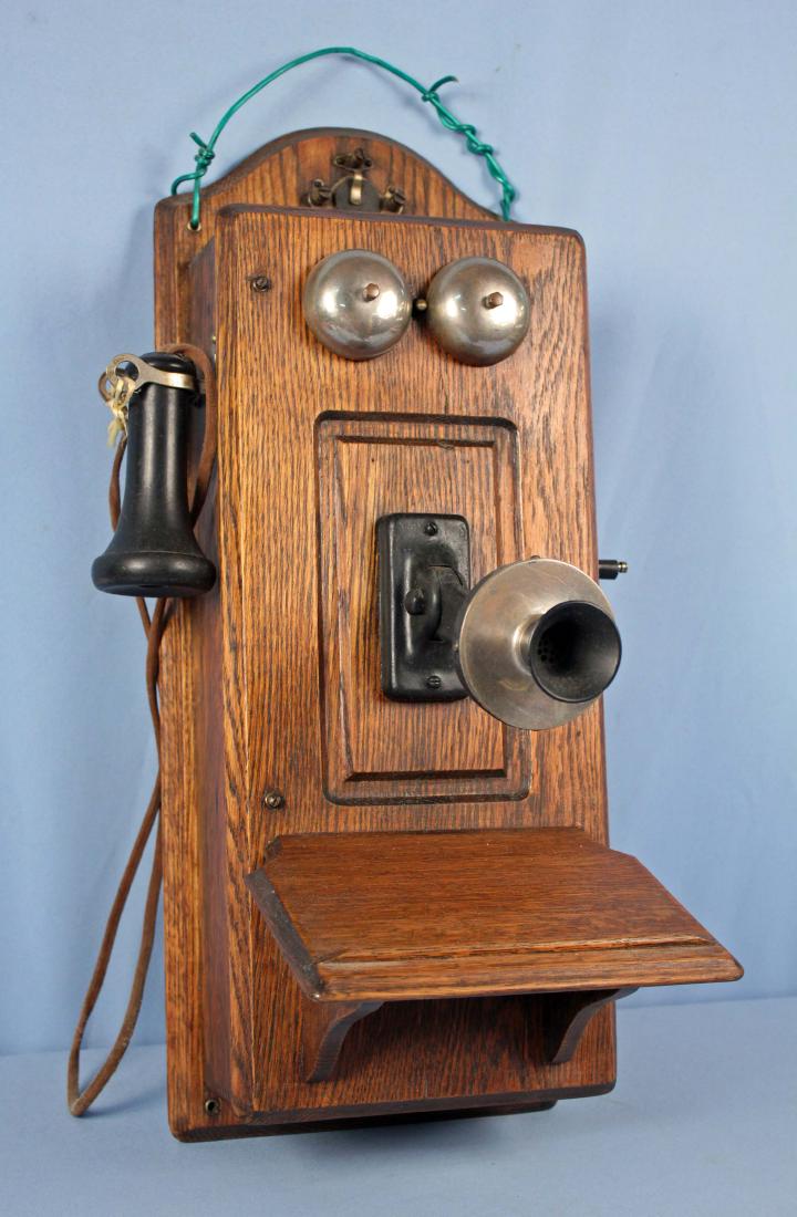 Sumter, South Carolina, Oak Crank Telephone