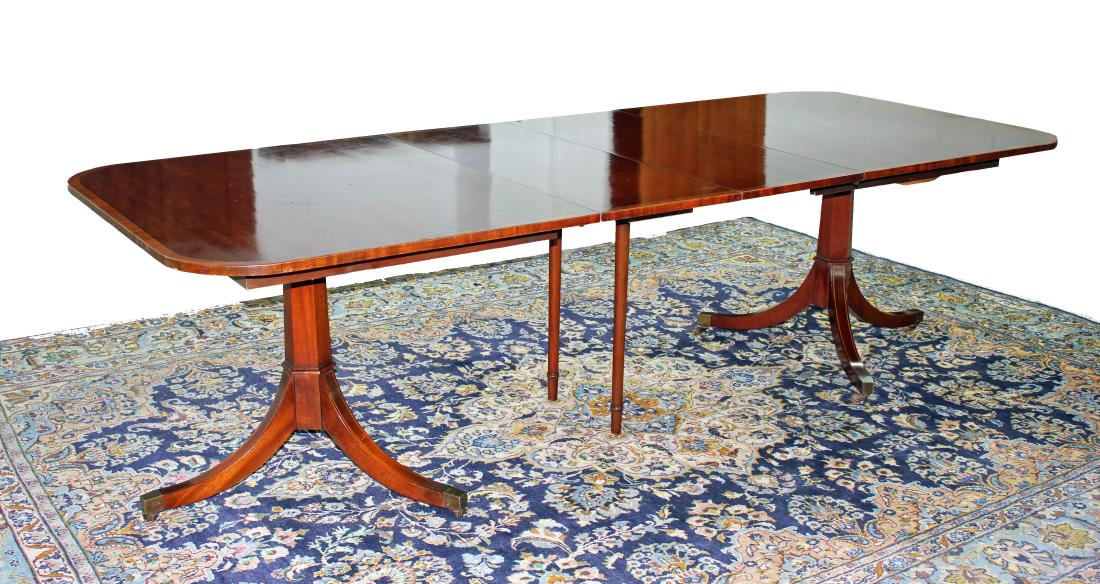 Banded Mahogany Hepplewhite Dining Table (1 of 5)