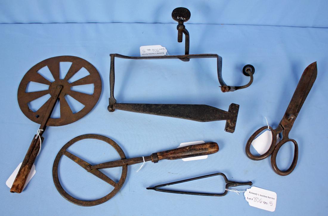 Group of Early Tools 2 Wheelwrights Travelers & Pe (1 of 3)