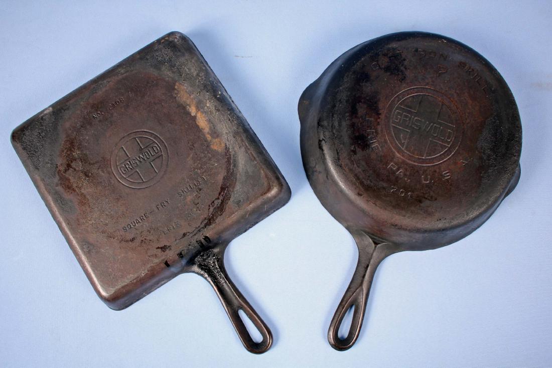 Griswold "No. 2108" Square-Fry & (1) #7 Skillet.: Griswold "No. 2108" Square-Fry & (1) #7 Skillet. The Square-Fry Skillet measures approx. 9.5" X 9.5" The #7 Skillet Measures approx. 10" Dia.