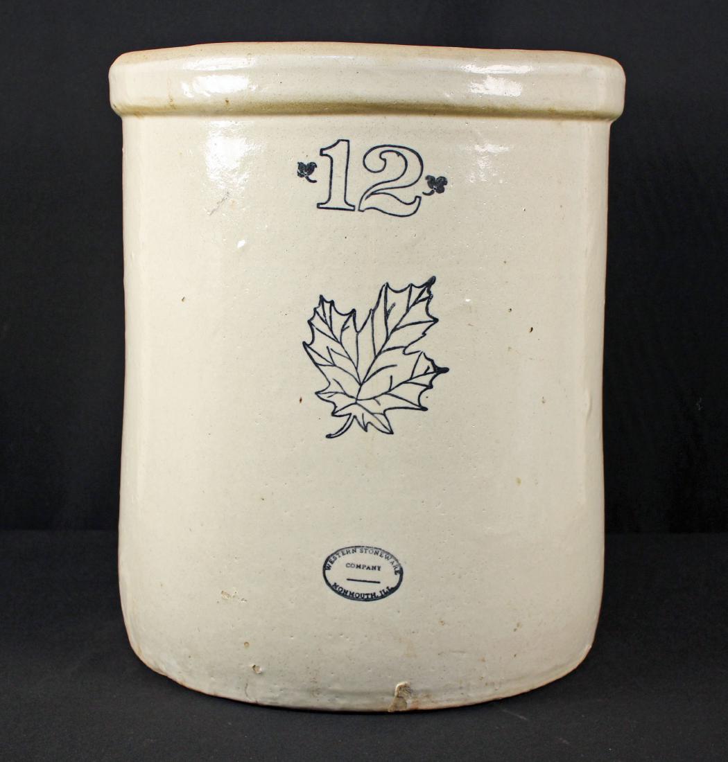 Western Stoneware 12 Gallon Crock Mammouth, IL.