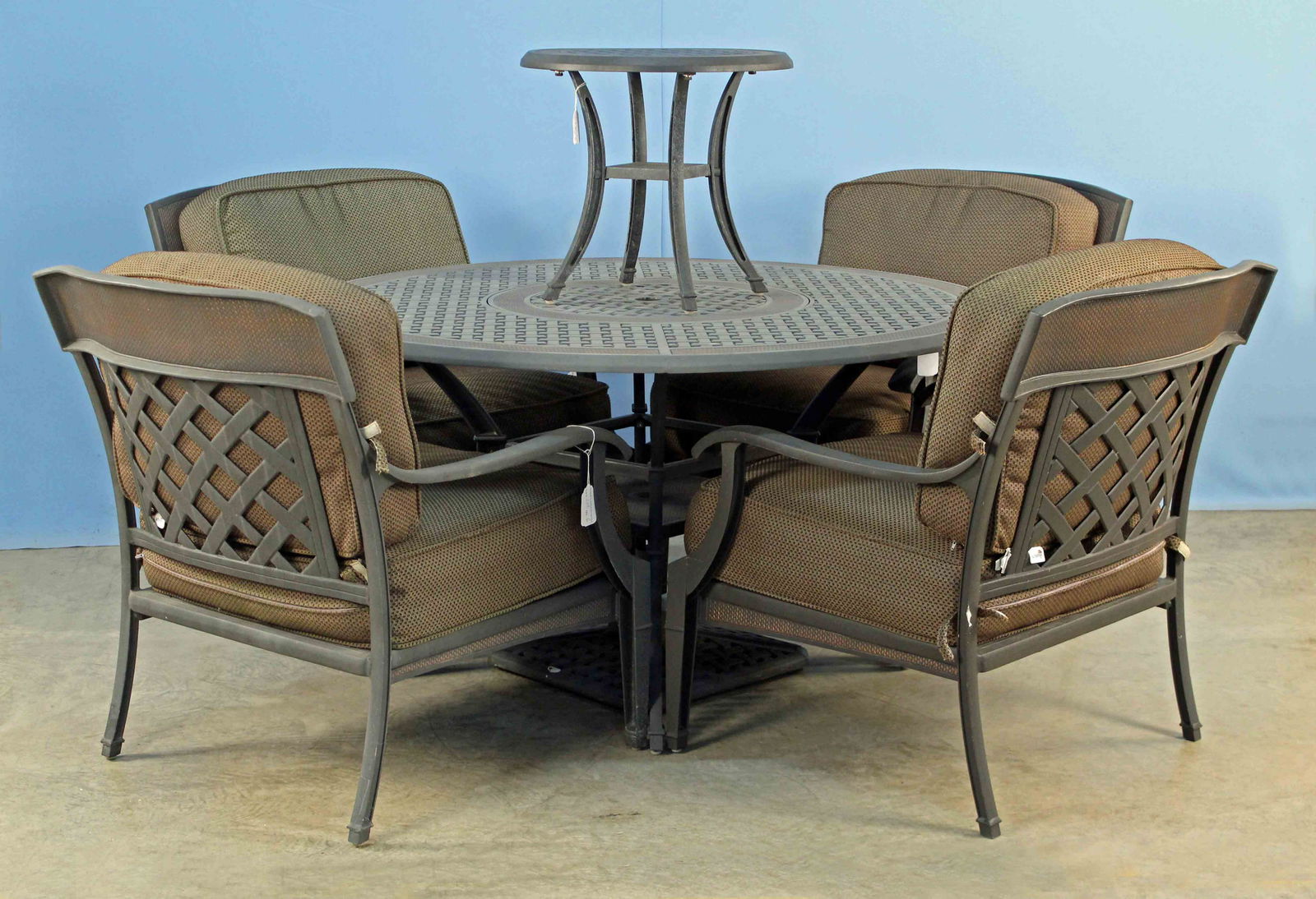 Garden treasures chairs deals