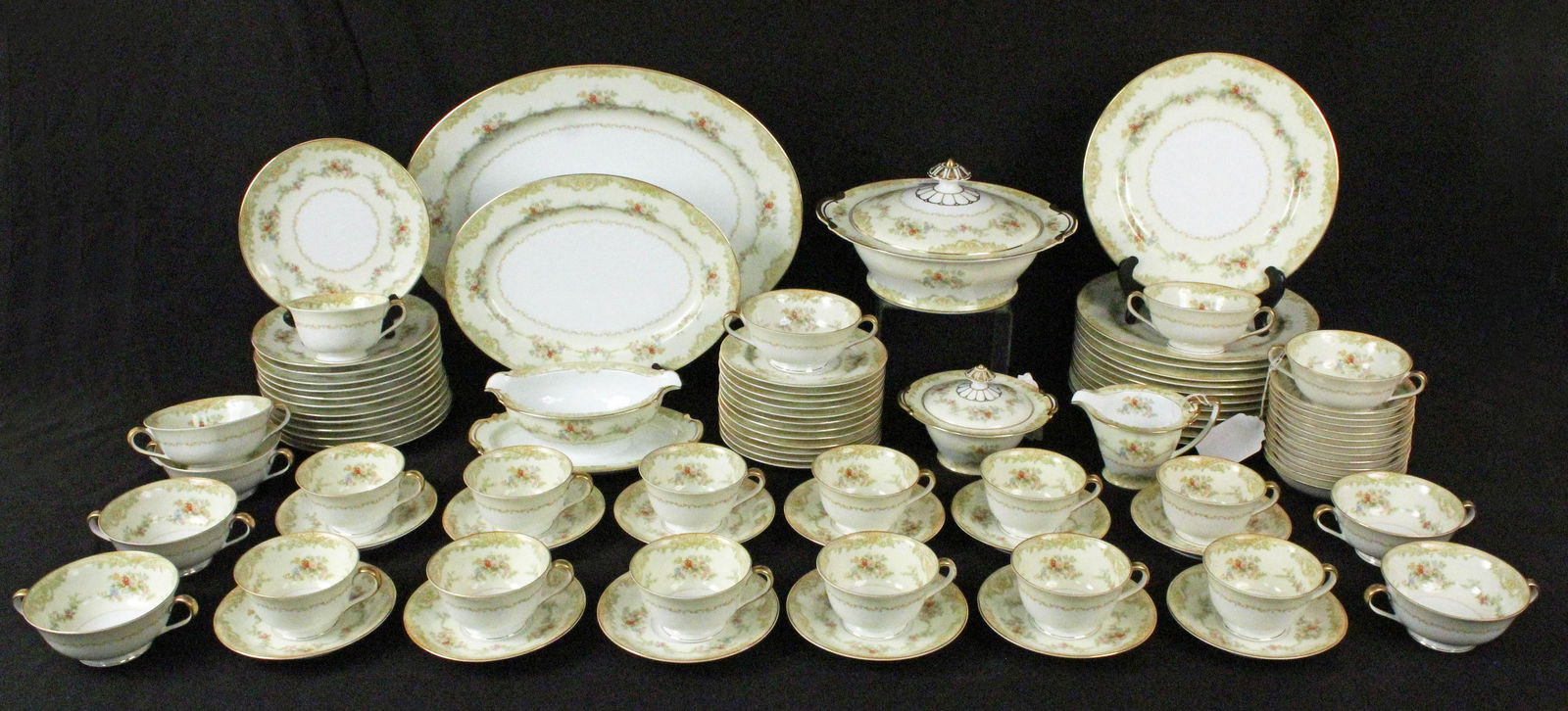 78 Pieces of Noritake Bolero China (1 of 10)
