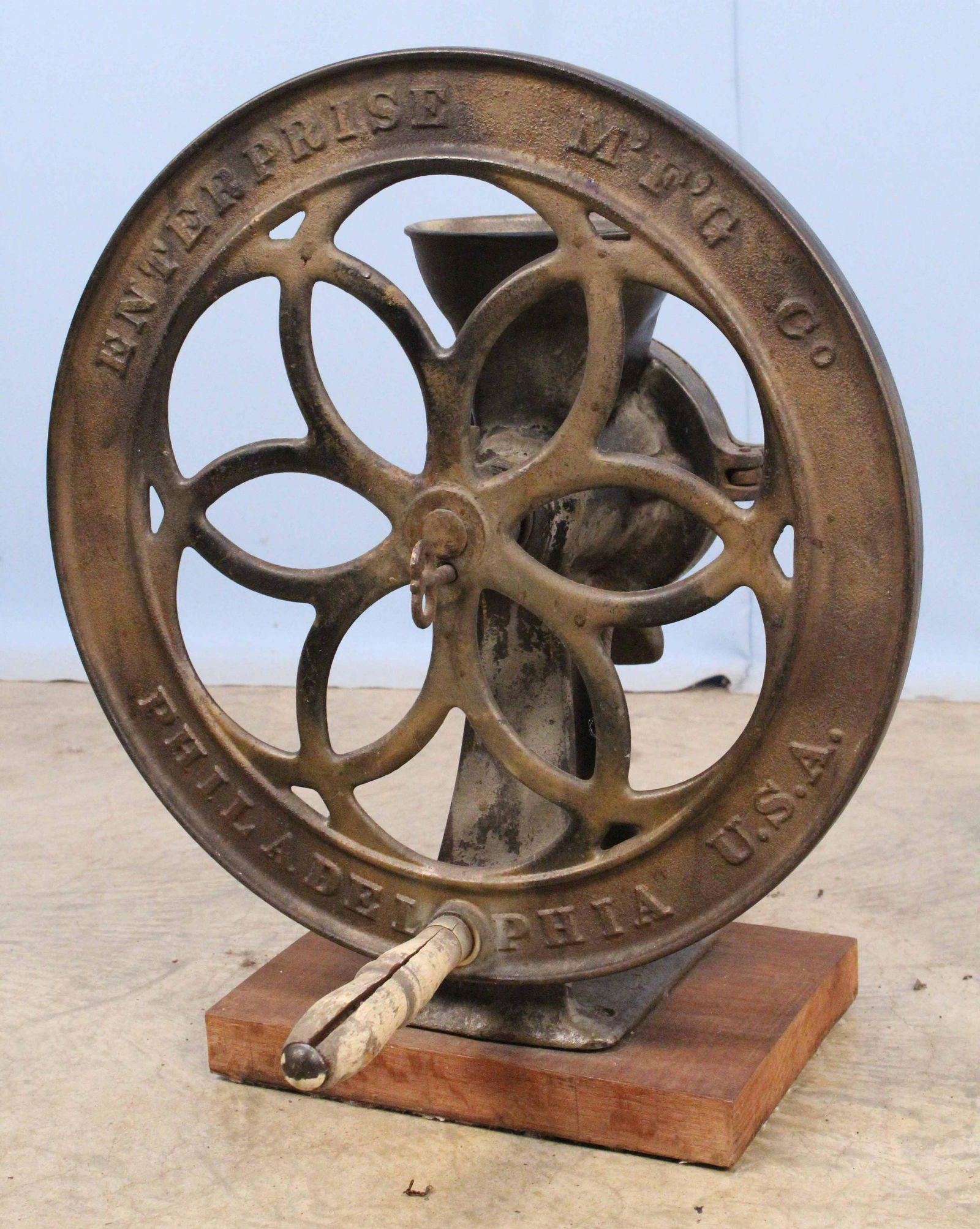 Enterprise #750 Cast Iron Corn Grinder (1 of 5)