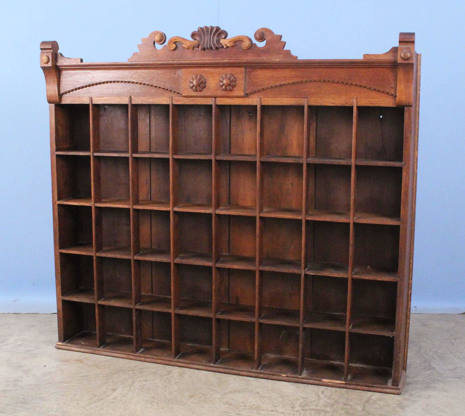 Victorian Oak Shaving Mug Cabinet, For 40 Mugs (1 of 3)