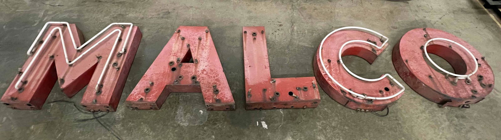 Malco Neon Theater Sign, Jackson, TN (1 of 7)