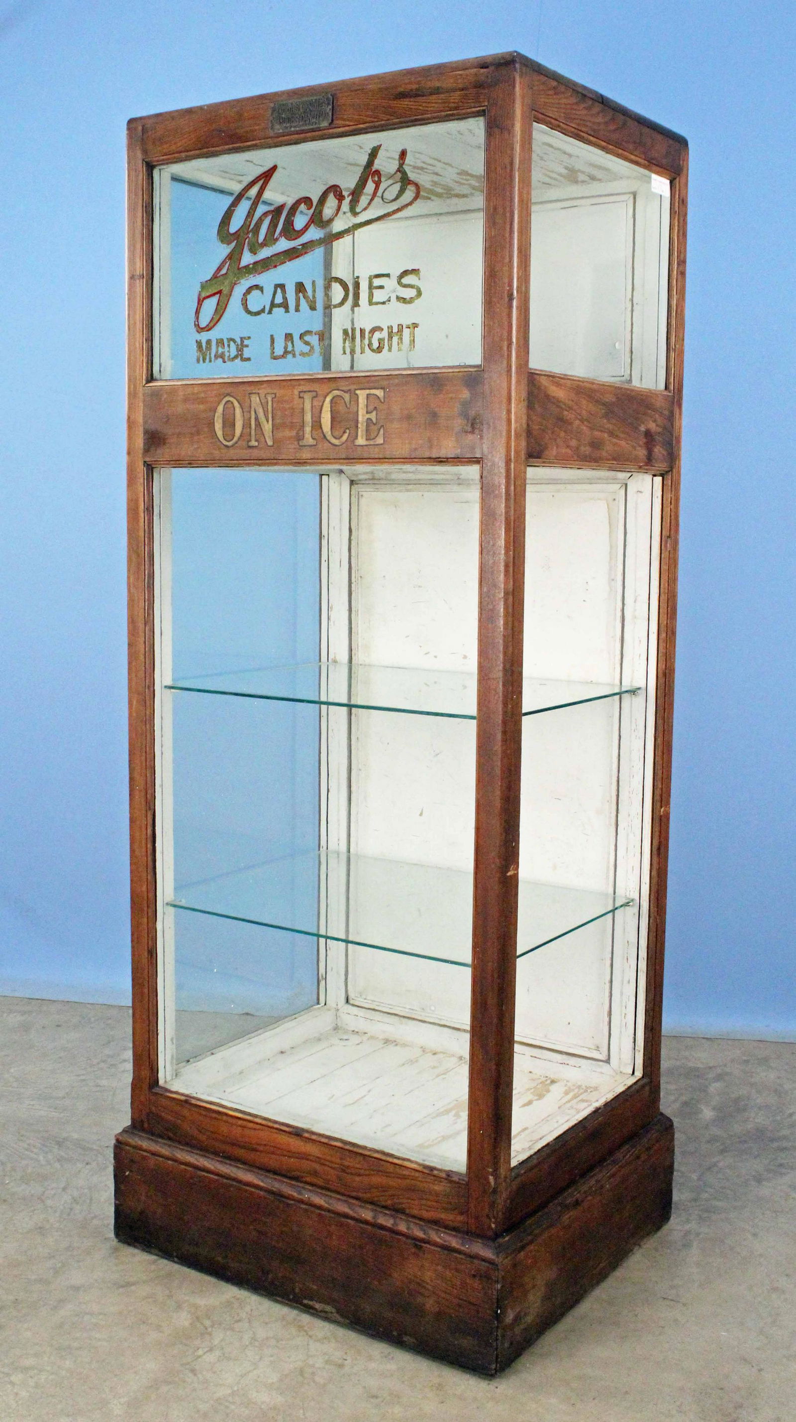 Jacobs Candies Ice Box Display Case (1 of 7)
