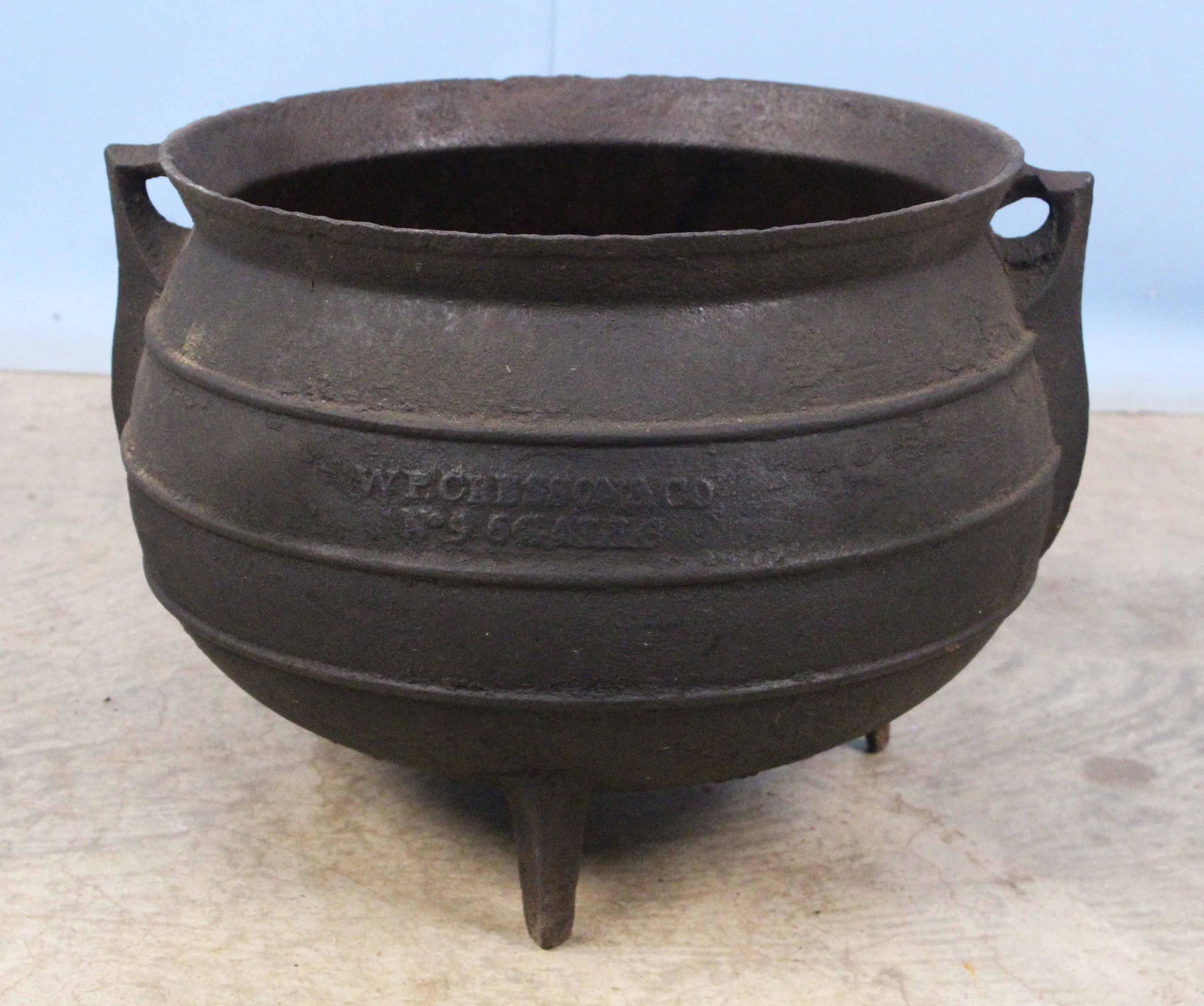 Signed W. P. Cresson & Co. 6 Gal. Kettle (1 of 6)