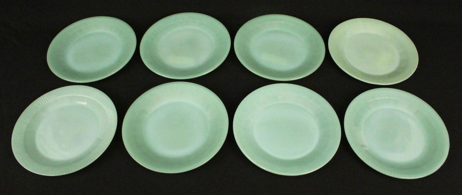 Eight Fire King Jane Ray Dinner Plates (1 of 3)