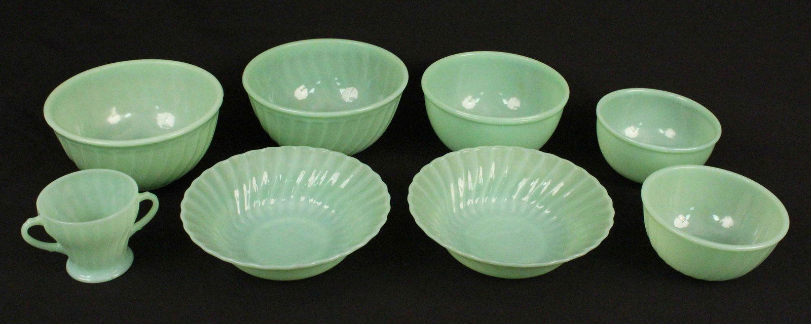 Eight Fire King Green Jadeite Bowls & Sugar (1 of 7)